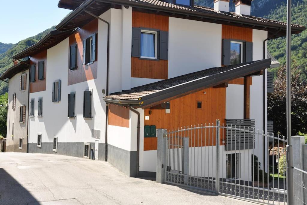 Casa Vacanze - Green Garden Molina di Ledro Kültér fotó